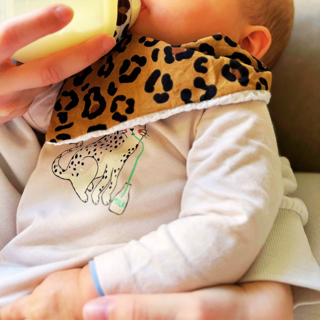 Bavoir bandana léopard en coton pour bébé