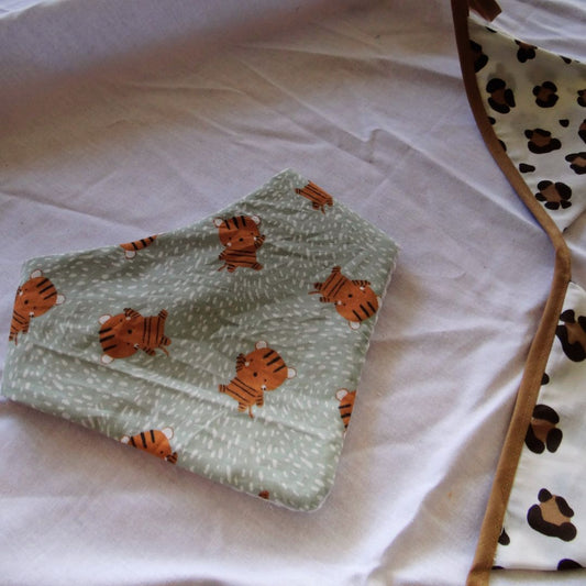 Bavoir bandana "Doux fauve" -  Collection Zoé